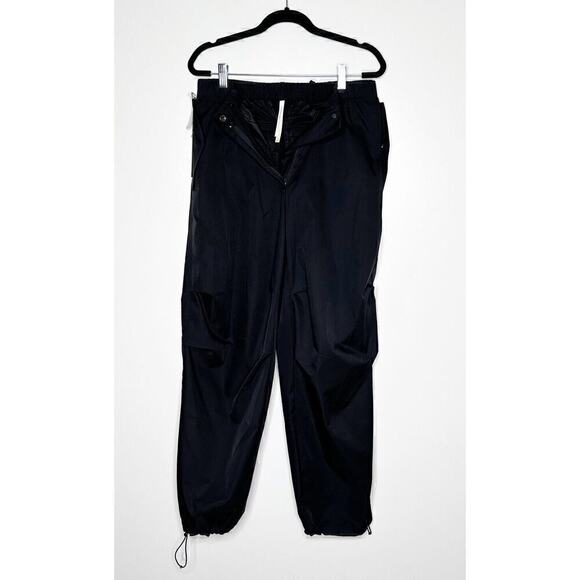NWT Group Babaton Aritzia Emerson Pants Women's Parachute Black 6 - Picture 7 of 11